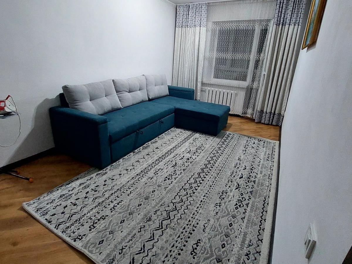 Apartment On Toktogula ビシュケク エクステリア 写真