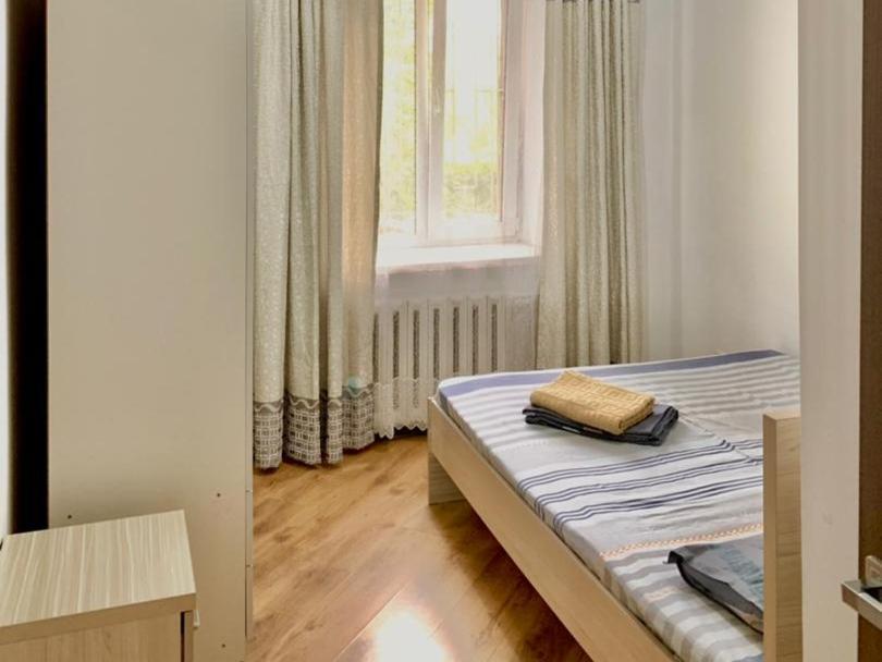 Apartment On Toktogula ビシュケク エクステリア 写真